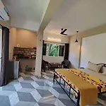 Rosean Homestay Self Service Apartments